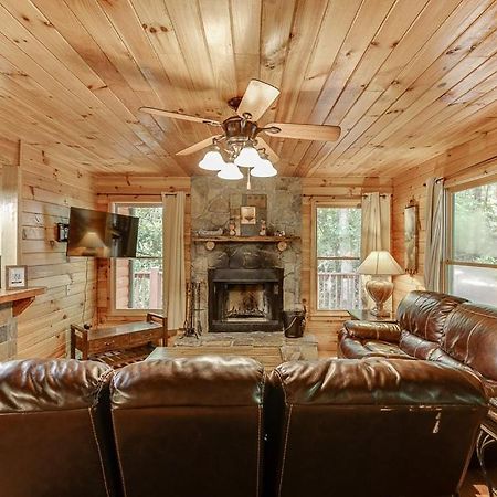 Cabin With Jacuzzi & Hydrotherapy Spanear Helen 克利夫兰 外观 照片