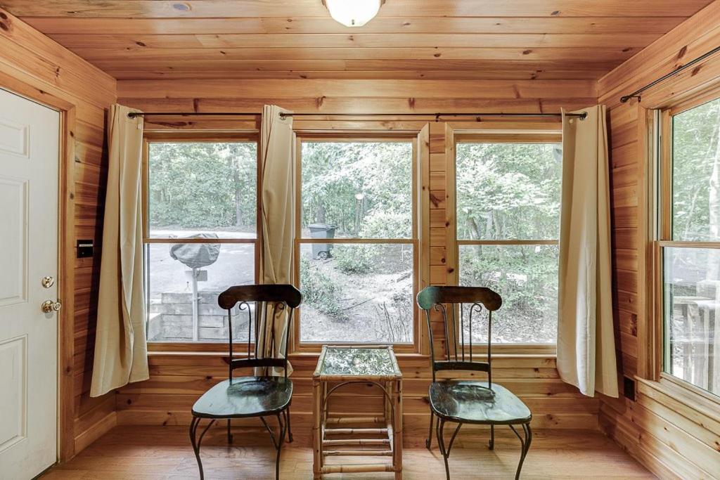 Cabin With Jacuzzi & Hydrotherapy Spanear Helen 克利夫兰 外观 照片